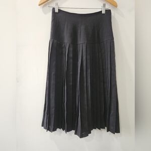 Vintage Elegant Black Pleated Skirt Made In PARIS M